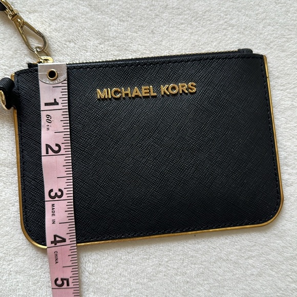 Michael Kors Coin Purse Wristlet - Picture 6 of 10